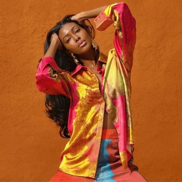 NWT Andrea lyamah Vana Shirt (Eros print) • $230 MSRP Colorful Blouse size 4 - Picture 1 of 6